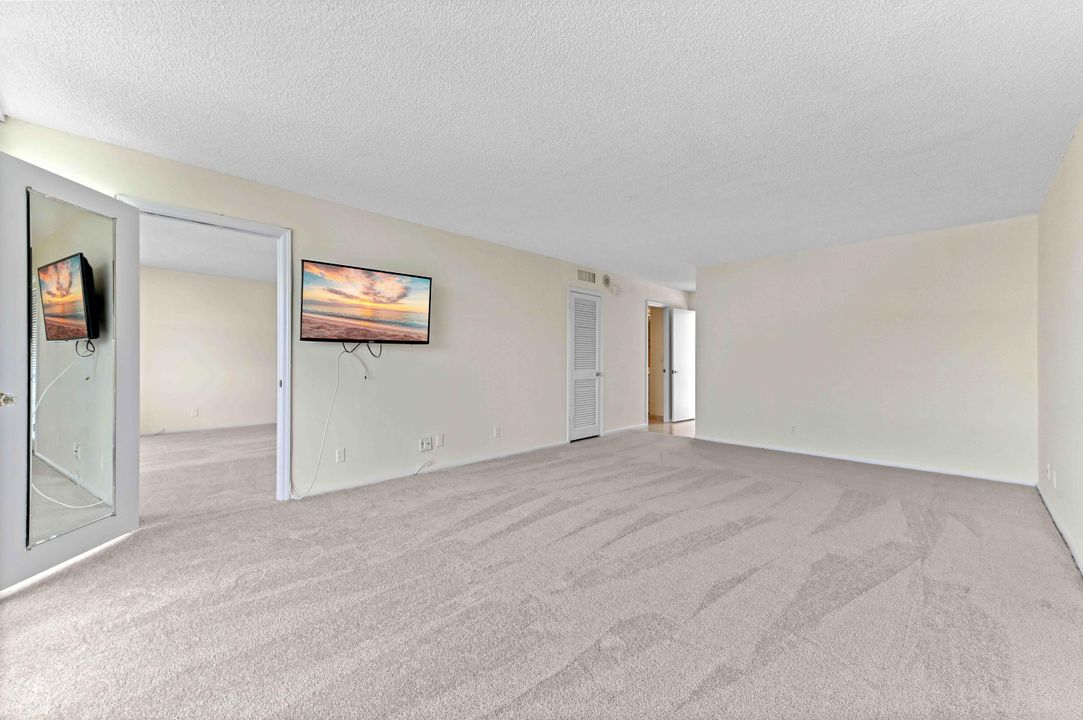 На продажу: $2,495,000 (3 спален, 2 ванн, 2143 Квадратных фут)