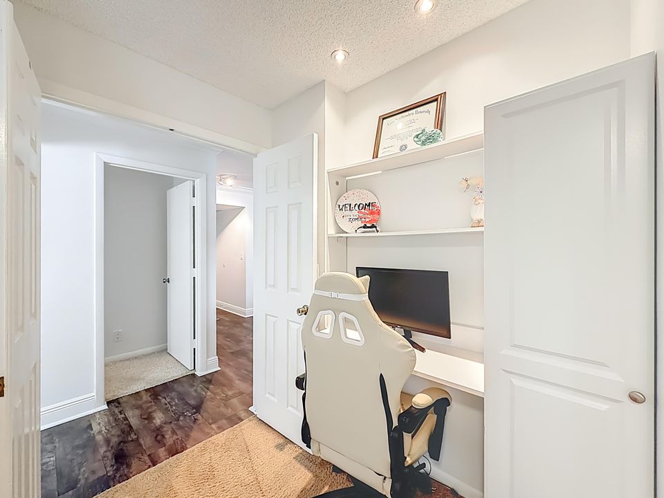 В аренду: $2,350 (3 спален, 2 ванн, 1120 Квадратных фут)