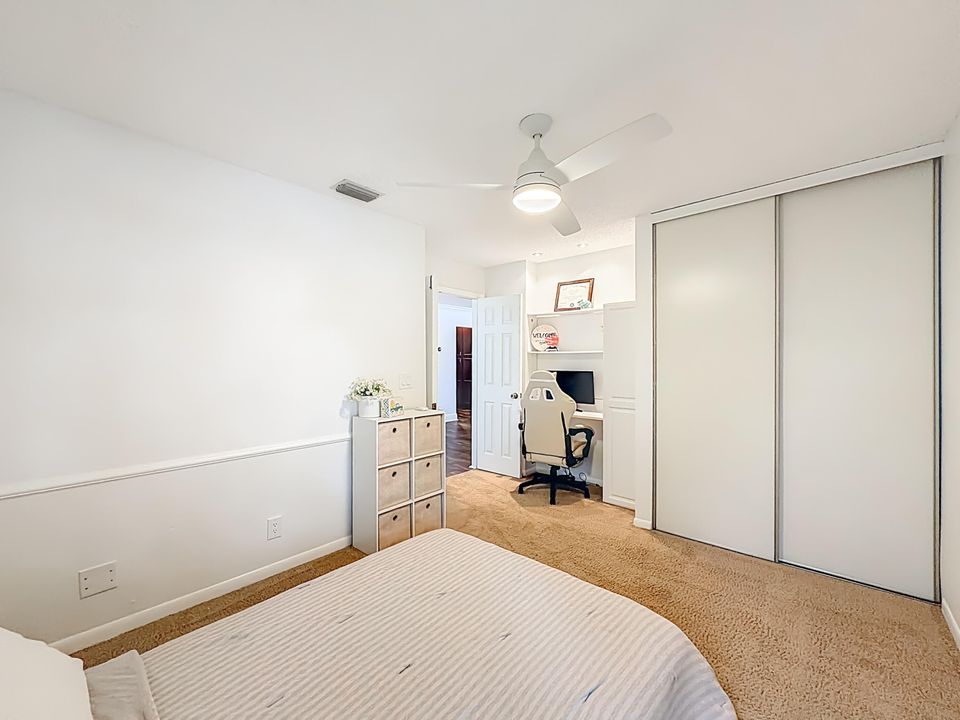 В аренду: $2,350 (3 спален, 2 ванн, 1120 Квадратных фут)