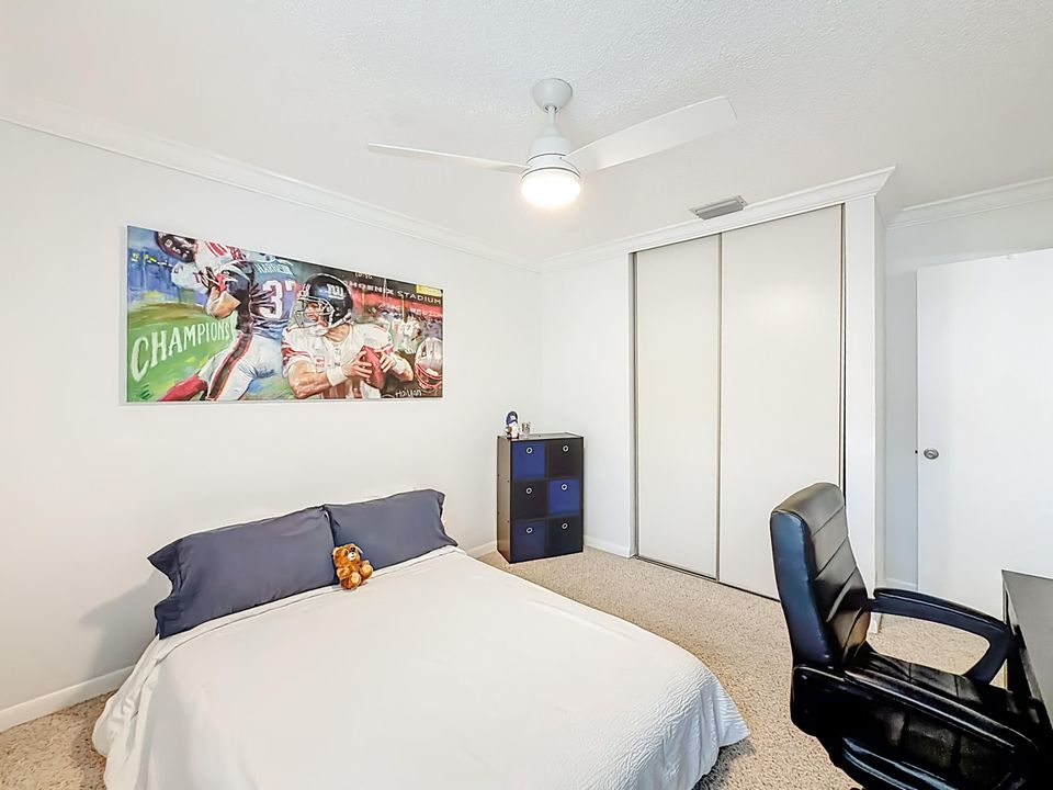 В аренду: $2,350 (3 спален, 2 ванн, 1120 Квадратных фут)