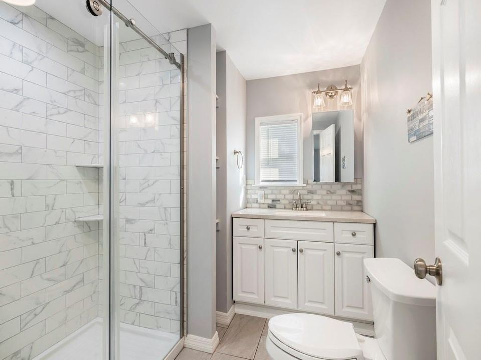 For Sale: $169,000 (2 beds, 2 baths, 1152 Square Feet)