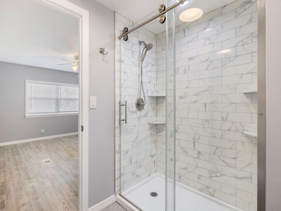 For Sale: $169,000 (2 beds, 2 baths, 1152 Square Feet)