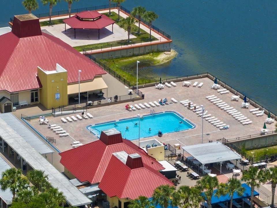 For Sale: $169,000 (2 beds, 2 baths, 1152 Square Feet)