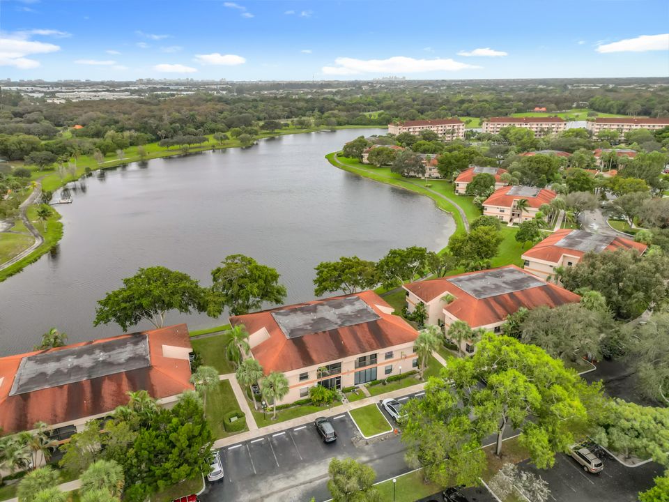 В аренду: $2,350 (3 спален, 2 ванн, 1120 Квадратных фут)