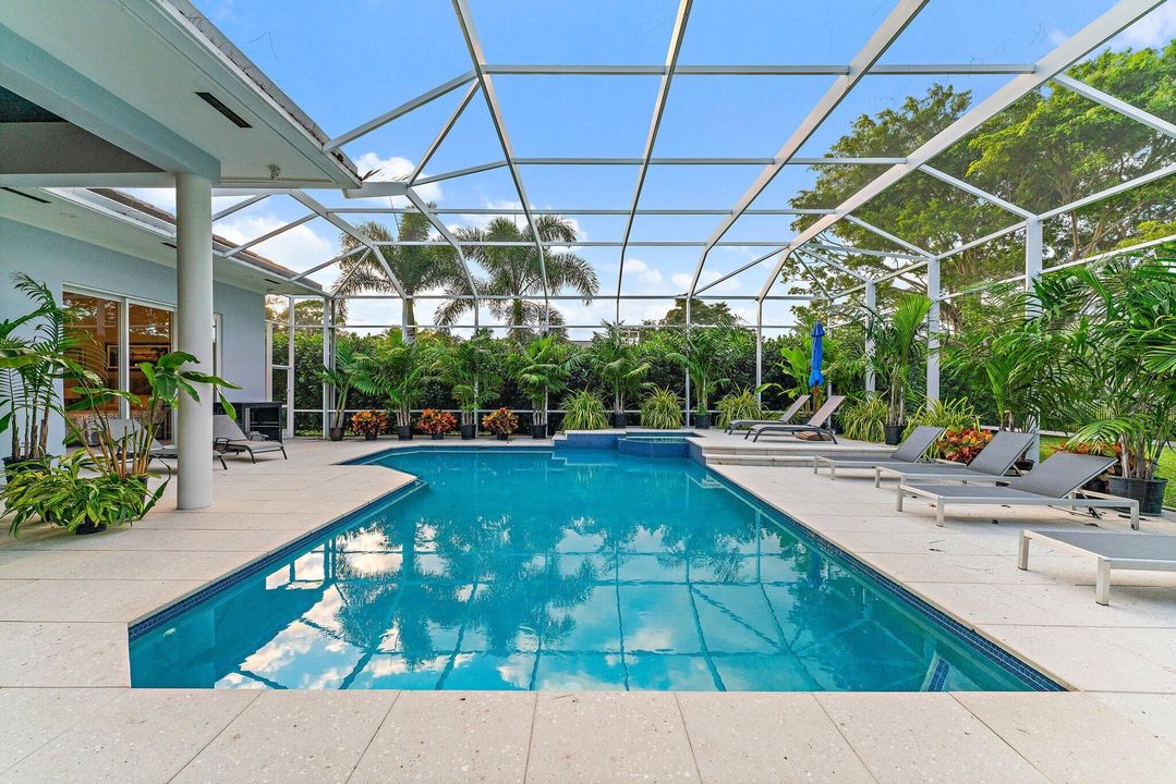 For Sale: $4,199,000 (5 beds, 3 baths, 4711 Square Feet)