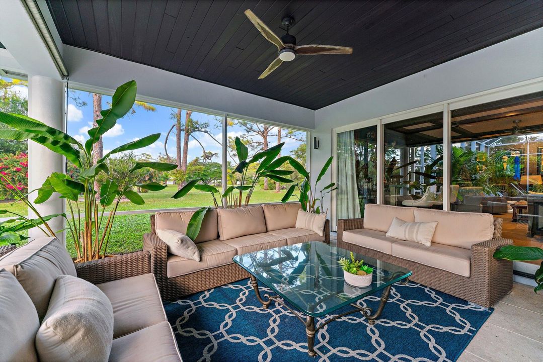 For Sale: $4,199,000 (5 beds, 3 baths, 4711 Square Feet)