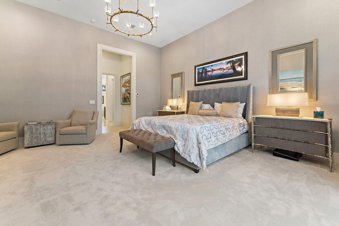 For Sale: $4,199,000 (5 beds, 3 baths, 4711 Square Feet)