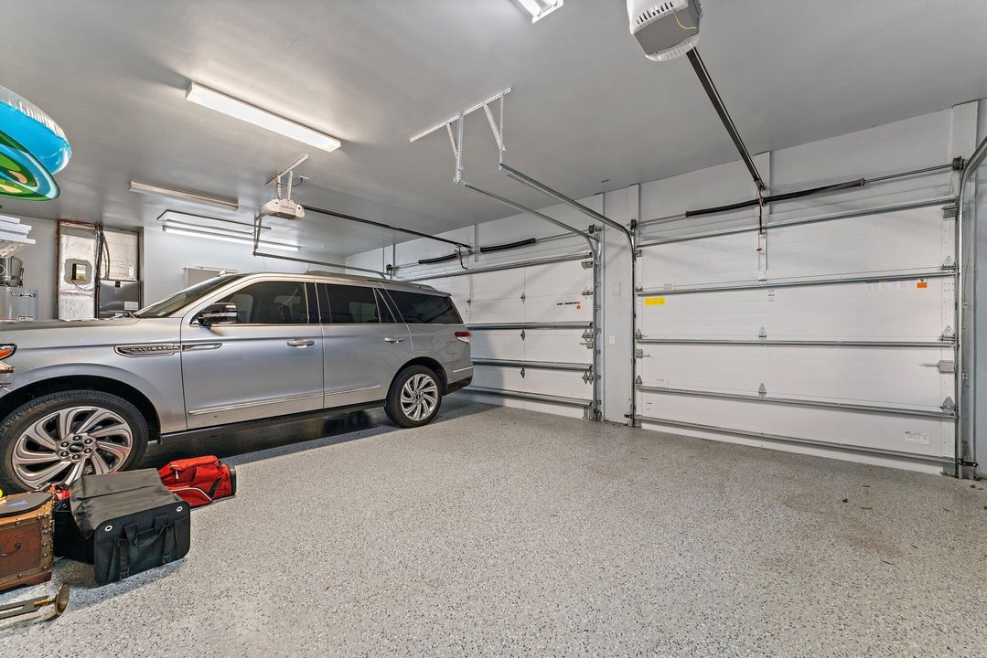 For Sale: $4,199,000 (5 beds, 3 baths, 4711 Square Feet)