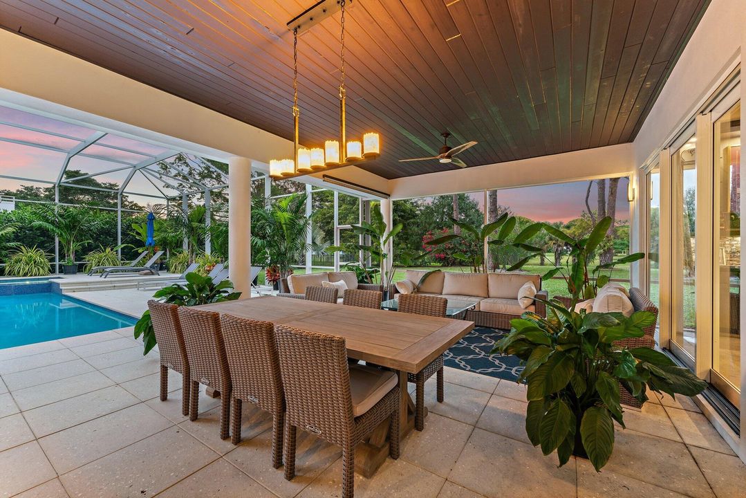 For Sale: $4,199,000 (5 beds, 3 baths, 4711 Square Feet)