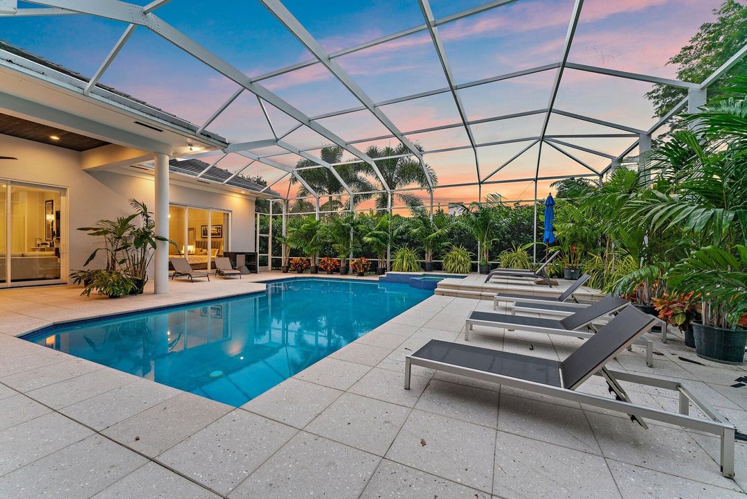 For Sale: $4,199,000 (5 beds, 3 baths, 4711 Square Feet)