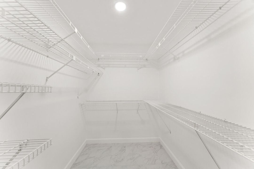 En Venta: $439,900 (3 camas, 2 baños, 1749 Pies cuadrados)