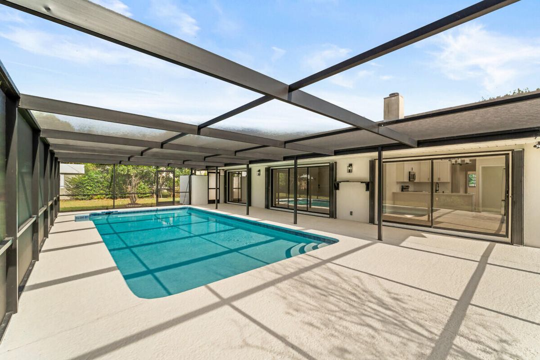 En Venta: $439,900 (3 camas, 2 baños, 1749 Pies cuadrados)