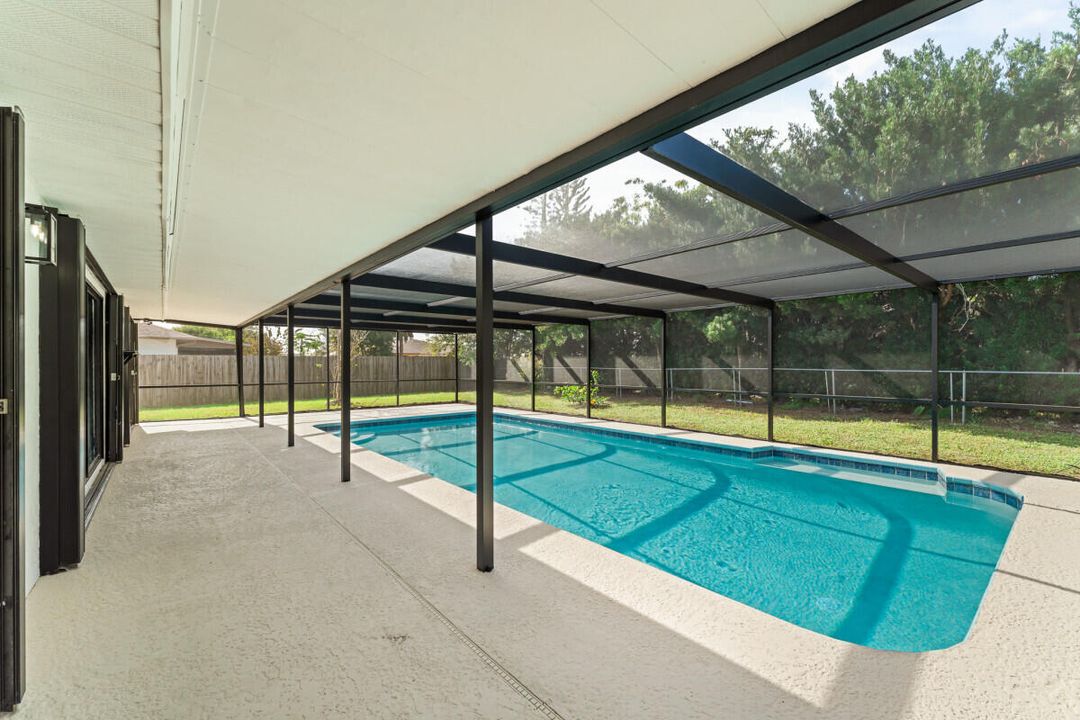 En Venta: $439,900 (3 camas, 2 baños, 1749 Pies cuadrados)