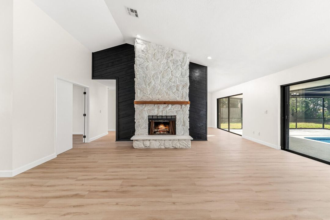 En Venta: $439,900 (3 camas, 2 baños, 1749 Pies cuadrados)