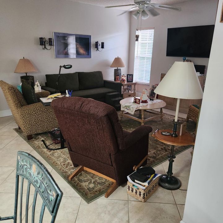 En Venta: $809,000 (3 camas, 2 baños, 1647 Pies cuadrados)