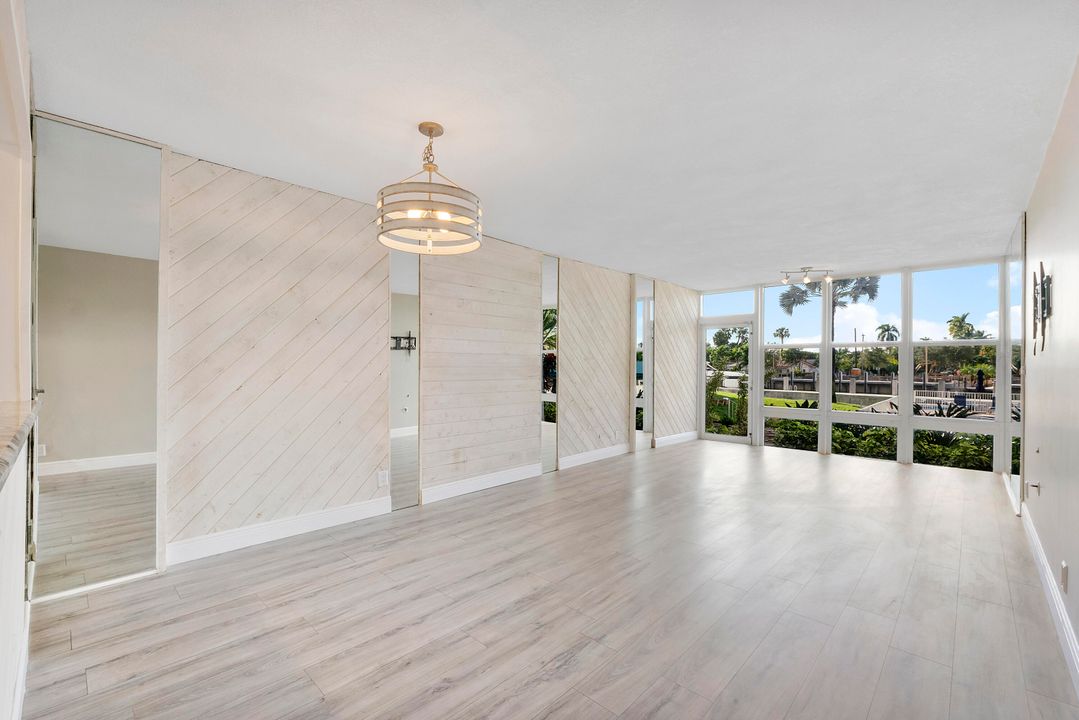 В аренду: $2,000 (1 спален, 1 ванн, 648 Квадратных фут)