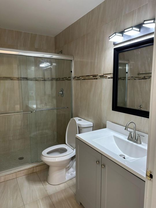 На продажу: $149,900 (2 спален, 2 ванн, 1197 Квадратных фут)