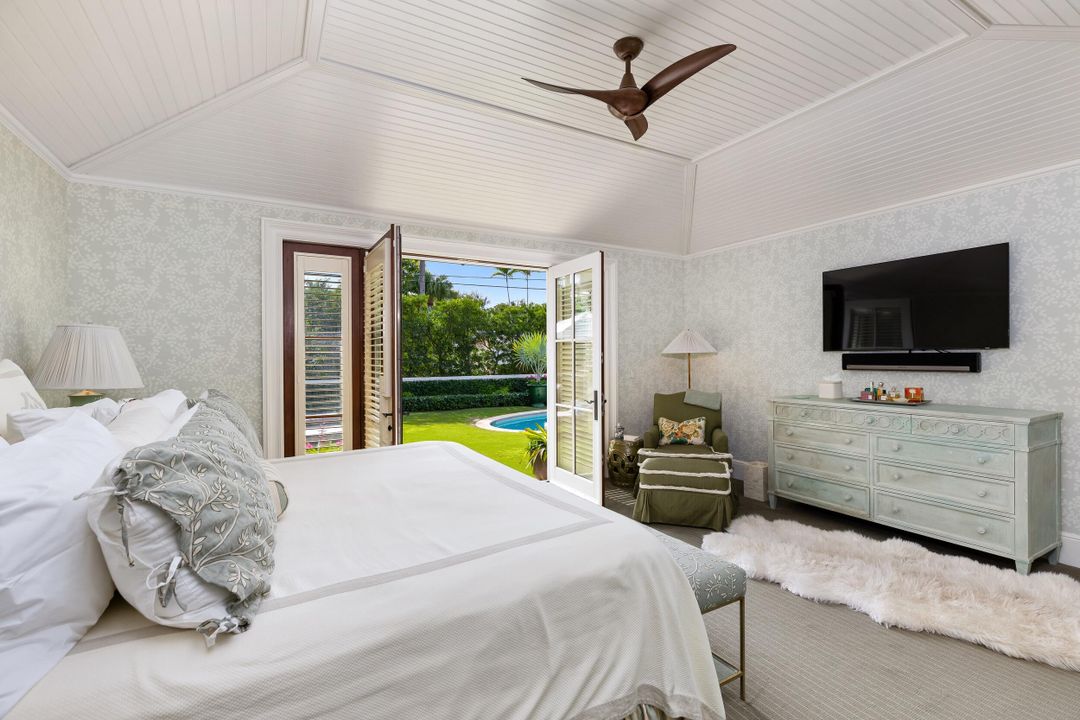 For Sale: $13,900,000 (4 beds, 5 baths, 3489 Square Feet)