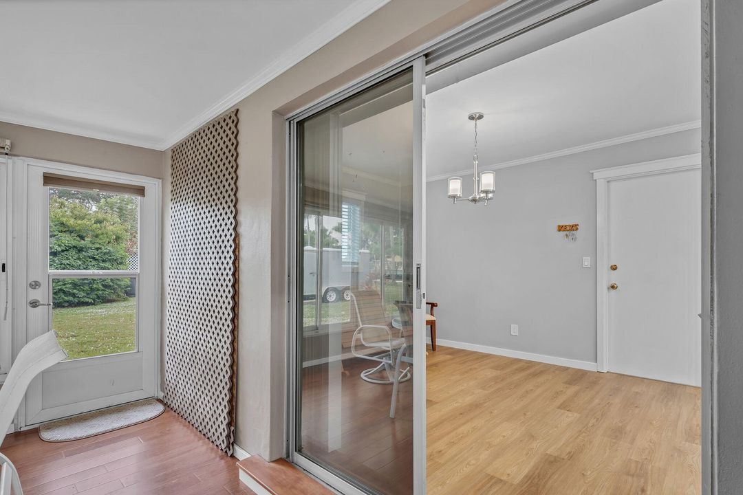 For Sale: $385,000 (3 beds, 2 baths, 1545 Square Feet)