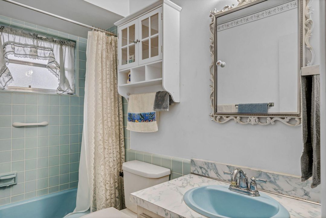 For Sale: $385,000 (3 beds, 2 baths, 1545 Square Feet)