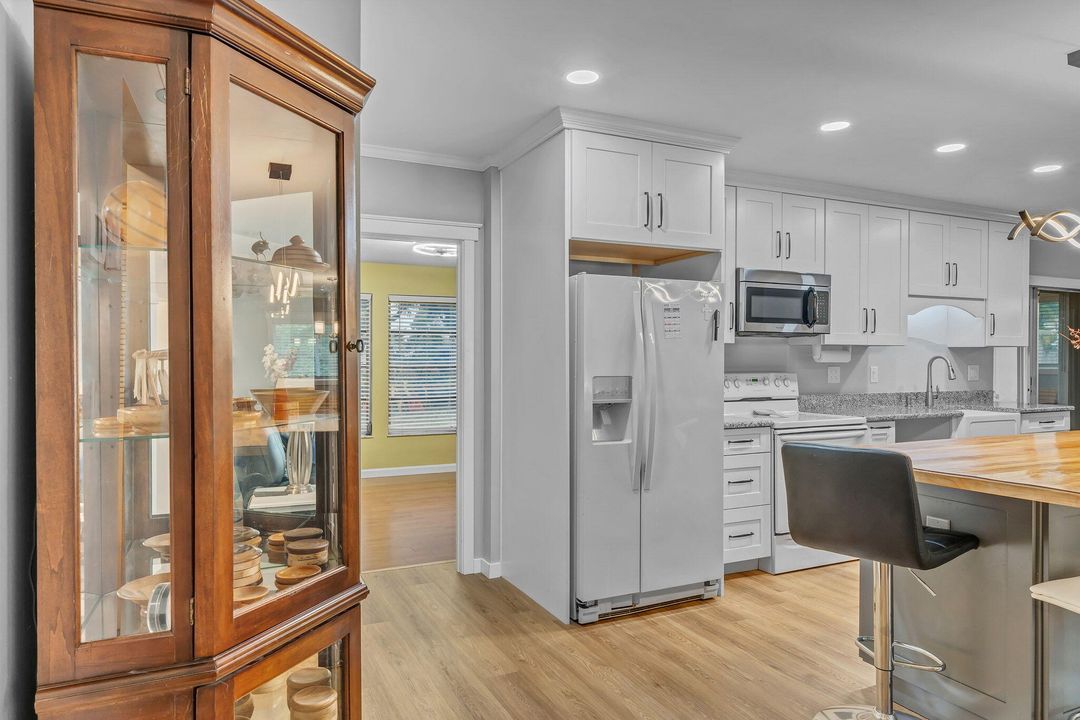 For Sale: $385,000 (3 beds, 2 baths, 1545 Square Feet)