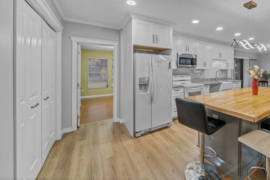 For Sale: $385,000 (3 beds, 2 baths, 1545 Square Feet)