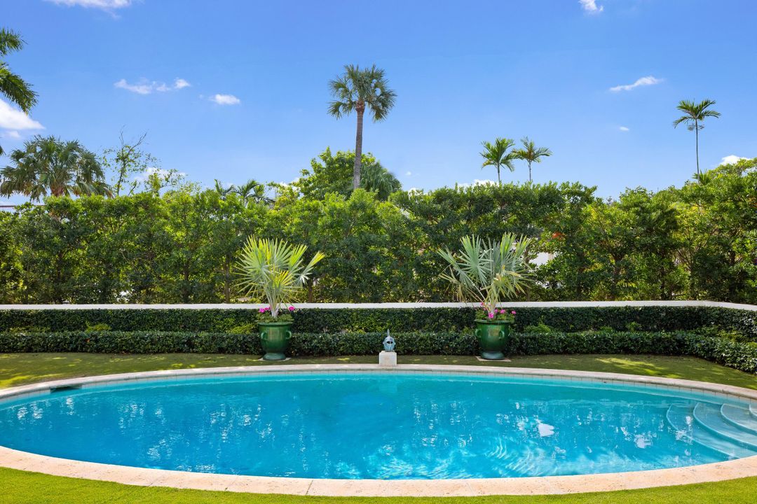 For Sale: $13,900,000 (4 beds, 5 baths, 3489 Square Feet)