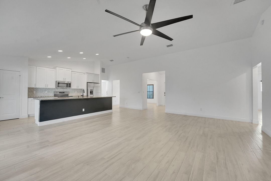 В аренду: $2,900 (4 спален, 2 ванн, 2149 Квадратных фут)