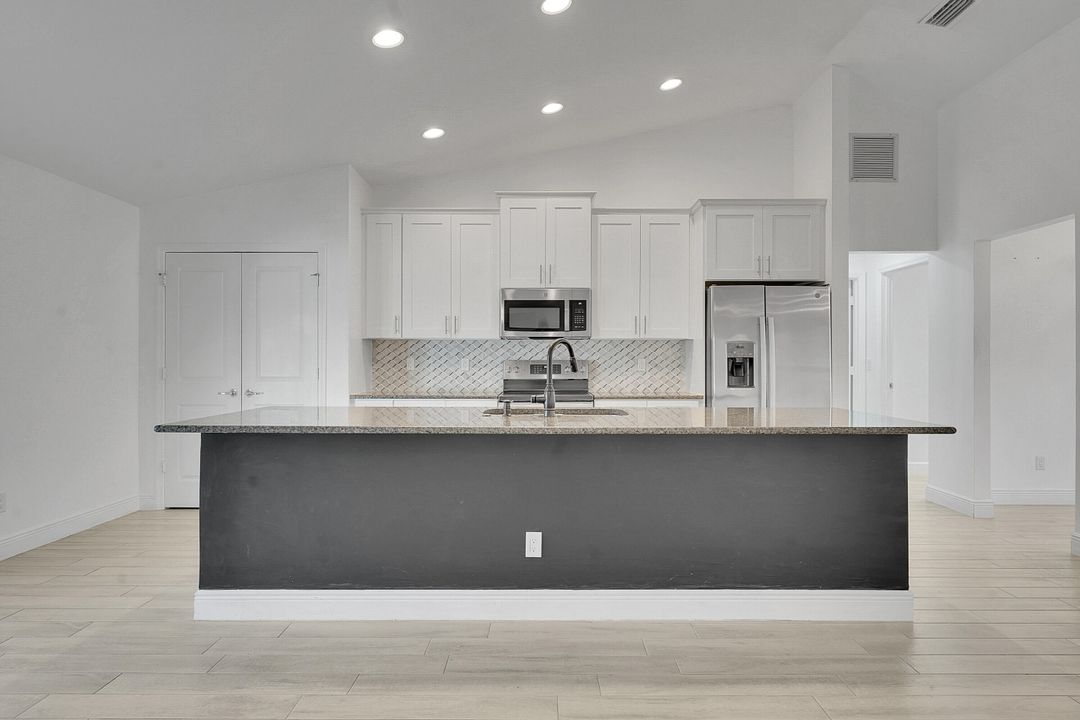 В аренду: $2,900 (4 спален, 2 ванн, 2149 Квадратных фут)