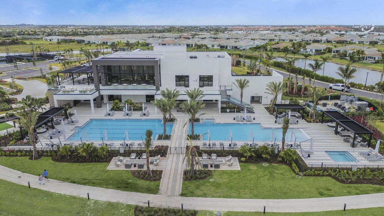 На продажу: $450,000 (2 спален, 2 ванн, 1969 Квадратных фут)