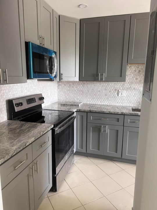 For Rent: $1,750 (2 beds, 2 baths, 1167 Square Feet)