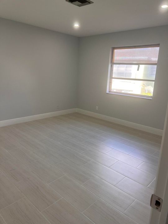 For Rent: $1,750 (2 beds, 2 baths, 1167 Square Feet)