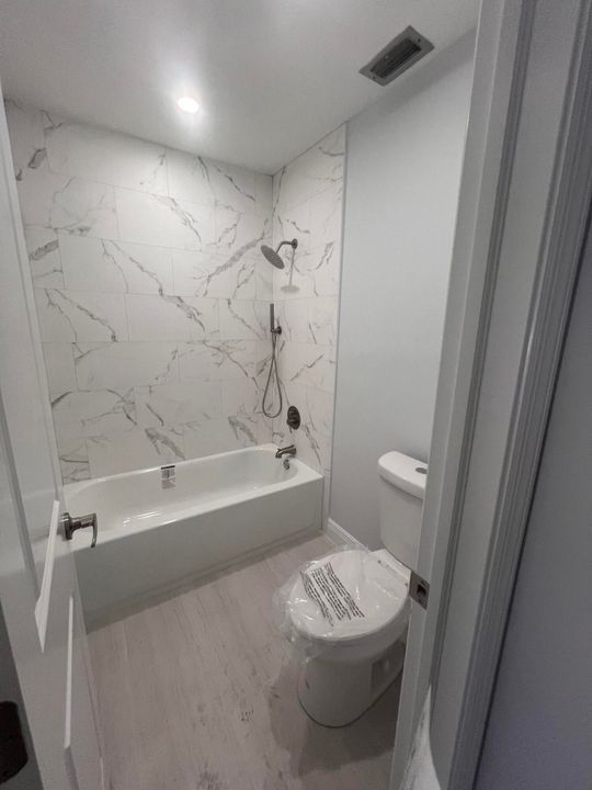 For Rent: $1,750 (2 beds, 2 baths, 1167 Square Feet)