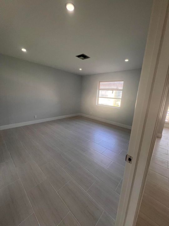 For Rent: $1,750 (2 beds, 2 baths, 1167 Square Feet)