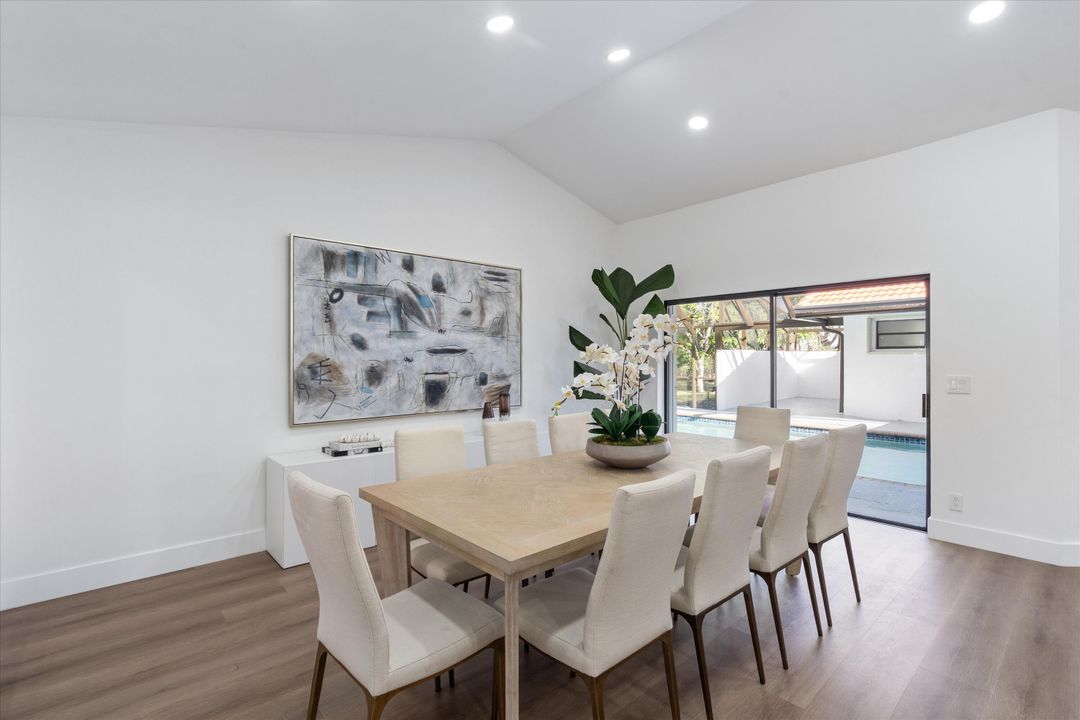 待售: $997,500 (5 贝兹, 3 浴室, 2530 平方英尺)