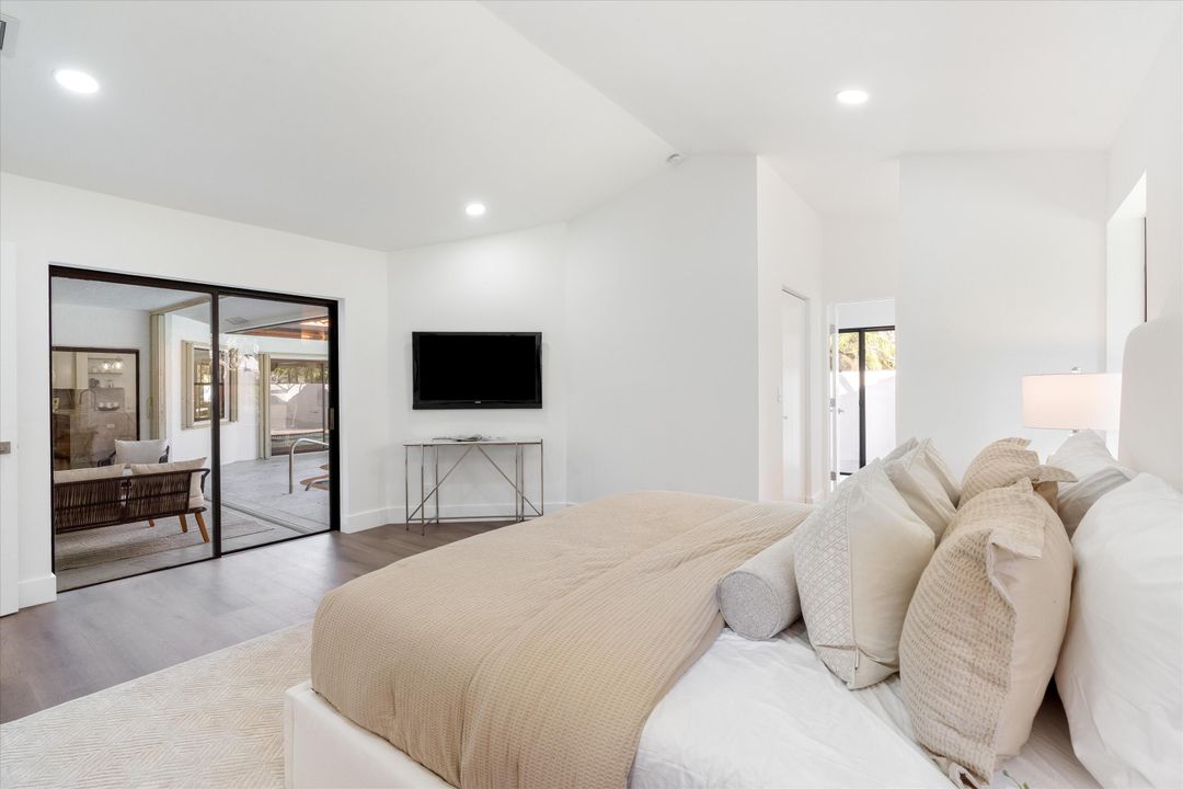 待售: $997,500 (5 贝兹, 3 浴室, 2530 平方英尺)