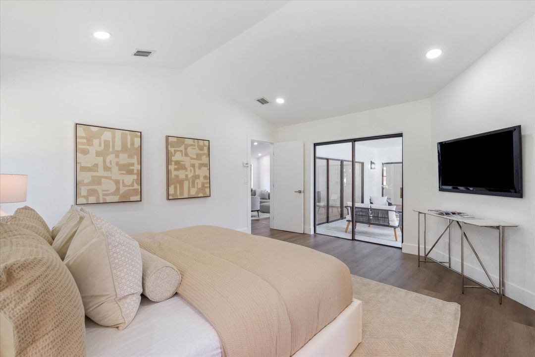 待售: $997,500 (5 贝兹, 3 浴室, 2530 平方英尺)