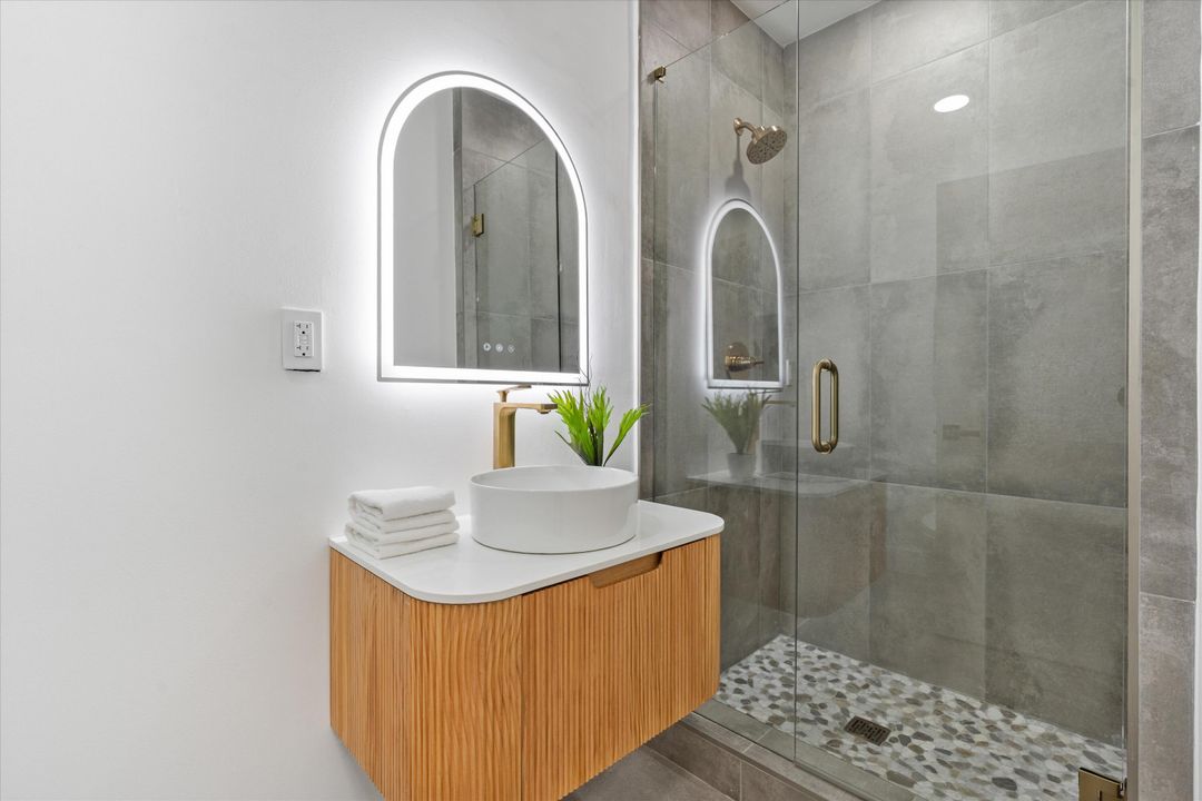 待售: $997,500 (5 贝兹, 3 浴室, 2530 平方英尺)