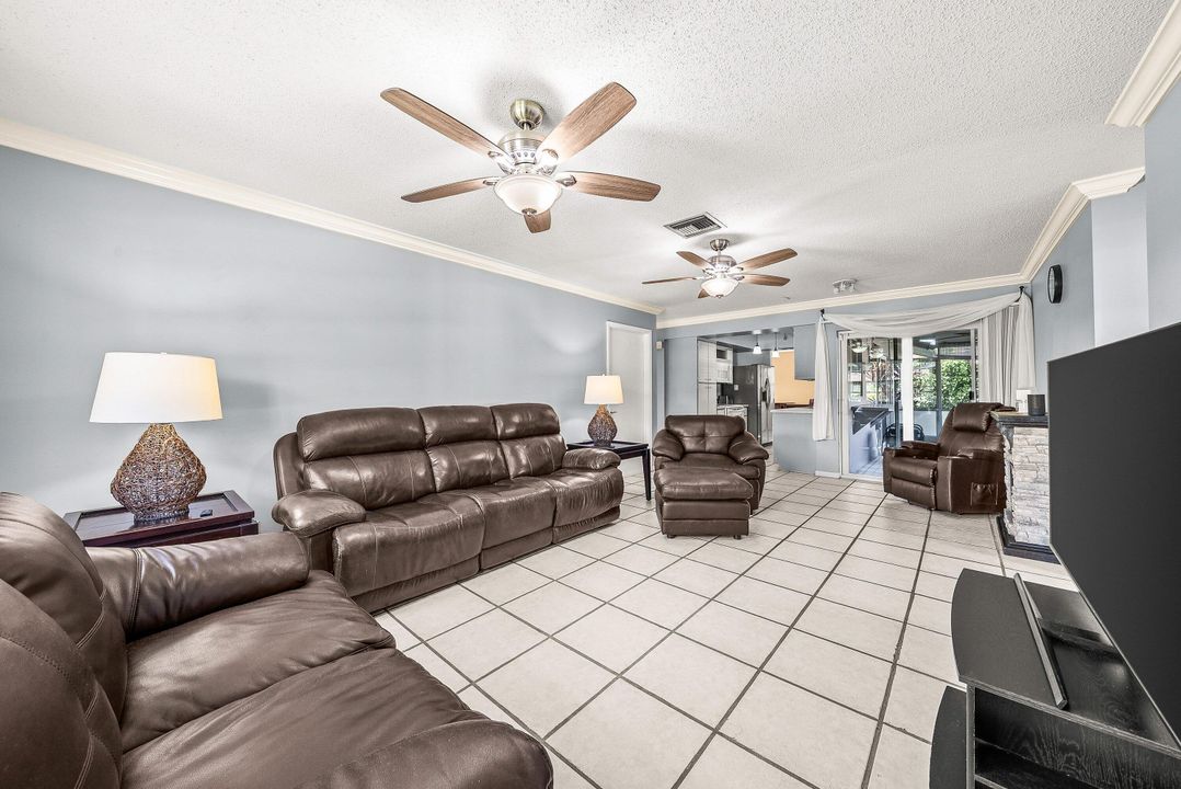 Active With Contract: $599,000 (3 beds, 2 baths, 1693 Square Feet)