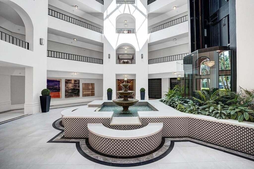 На продажу: $999,000 (2 спален, 2 ванн, 1630 Квадратных фут)