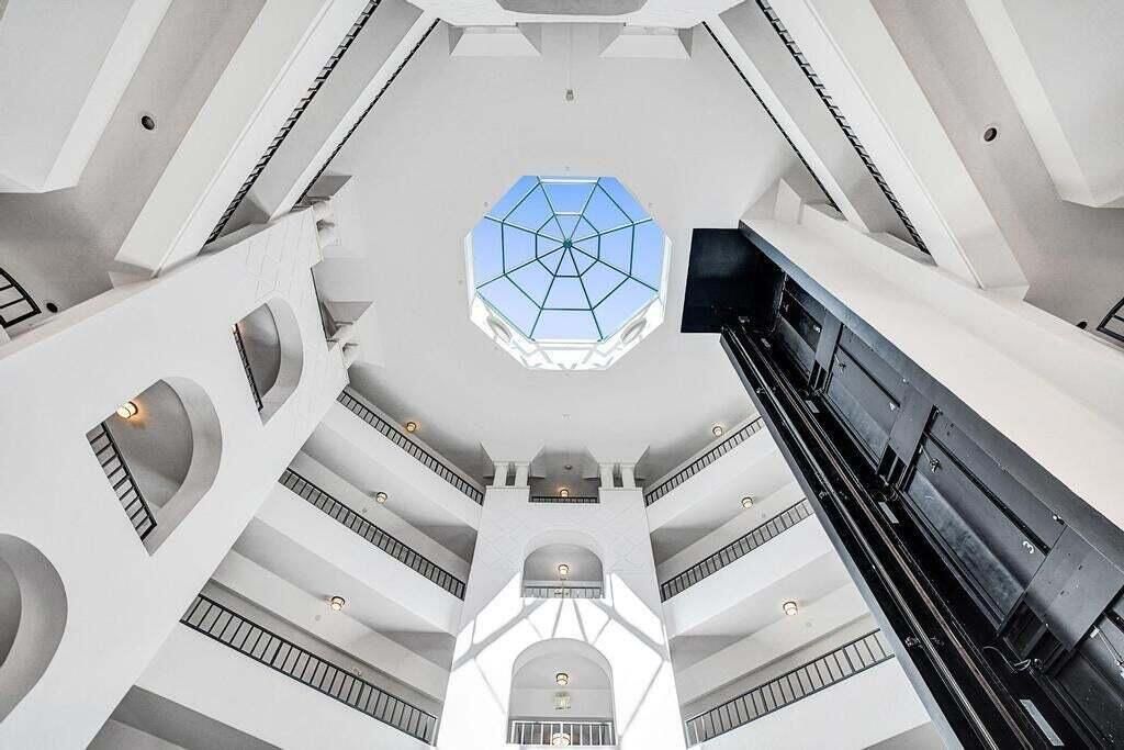 На продажу: $999,000 (2 спален, 2 ванн, 1630 Квадратных фут)