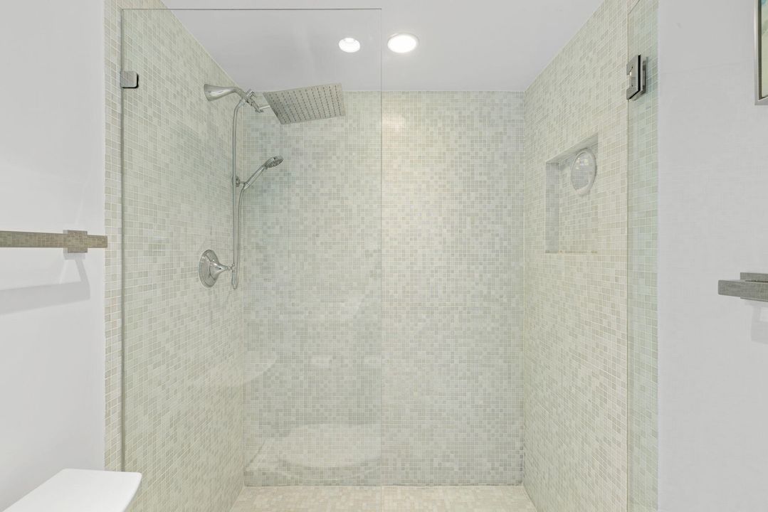 For Rent: $8,500 (2 beds, 2 baths, 1592 Square Feet)