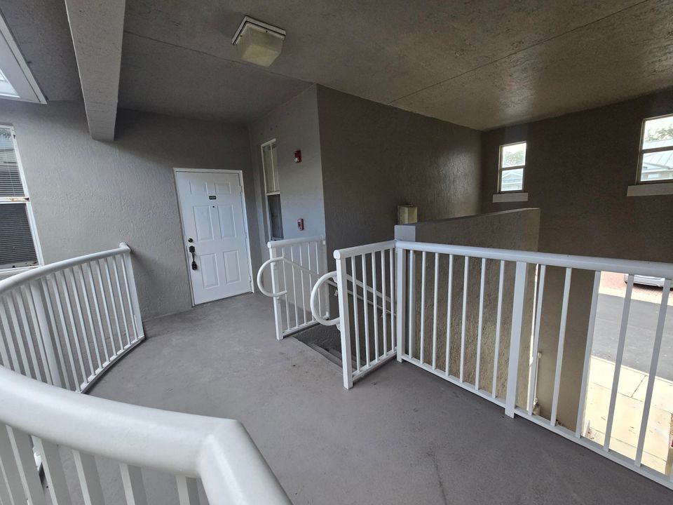 For Sale: $239,900 (3 beds, 2 baths, 1457 Square Feet)