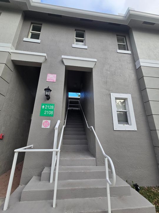 For Sale: $239,900 (3 beds, 2 baths, 1457 Square Feet)