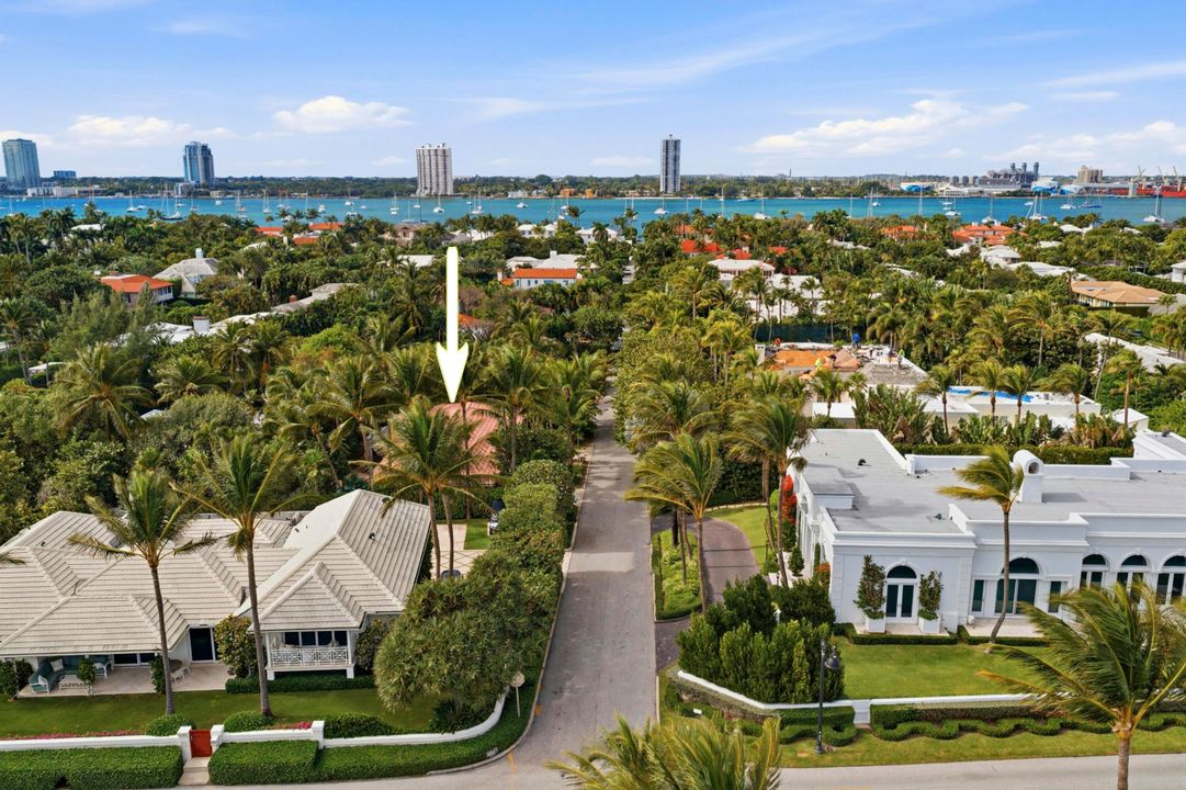 待售: $9,295,000 (4 贝兹, 3 浴室, 2688 平方英尺)