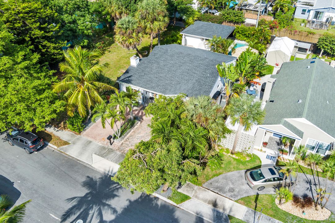 En Venta: $1,550,000 (4 camas, 3 baños, 1945 Pies cuadrados)