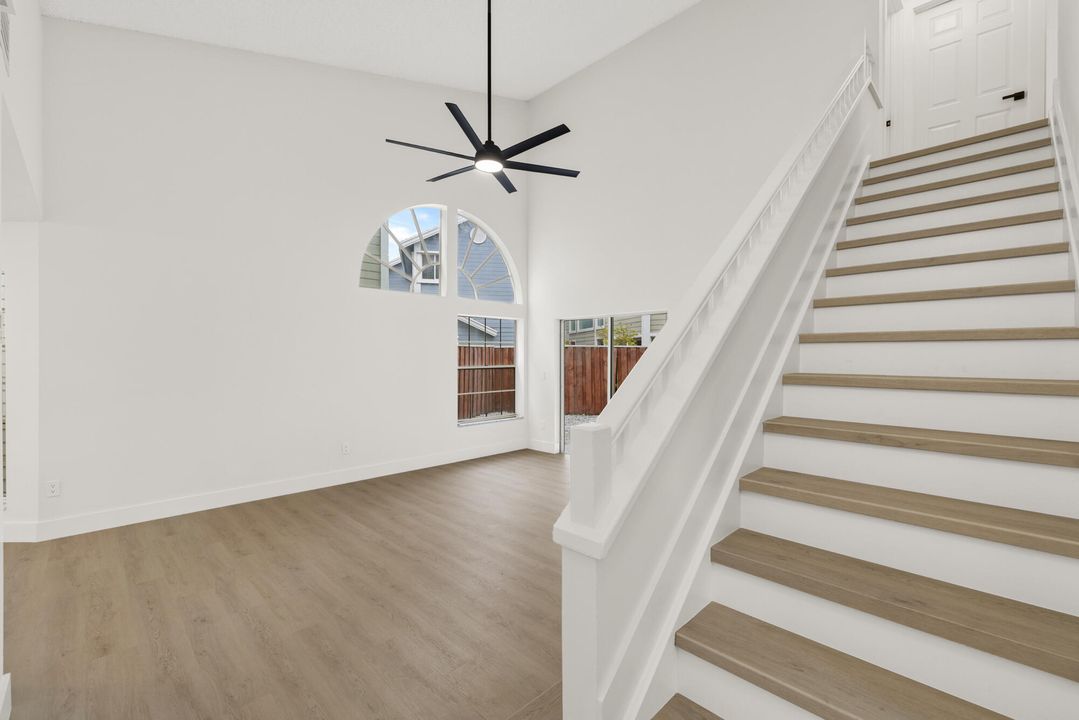 For Sale: $575,000 (3 beds, 2 baths, 1582 Square Feet)