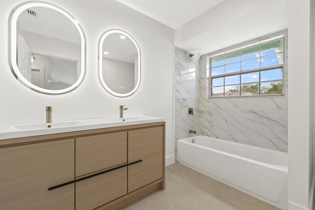 For Sale: $575,000 (3 beds, 2 baths, 1582 Square Feet)