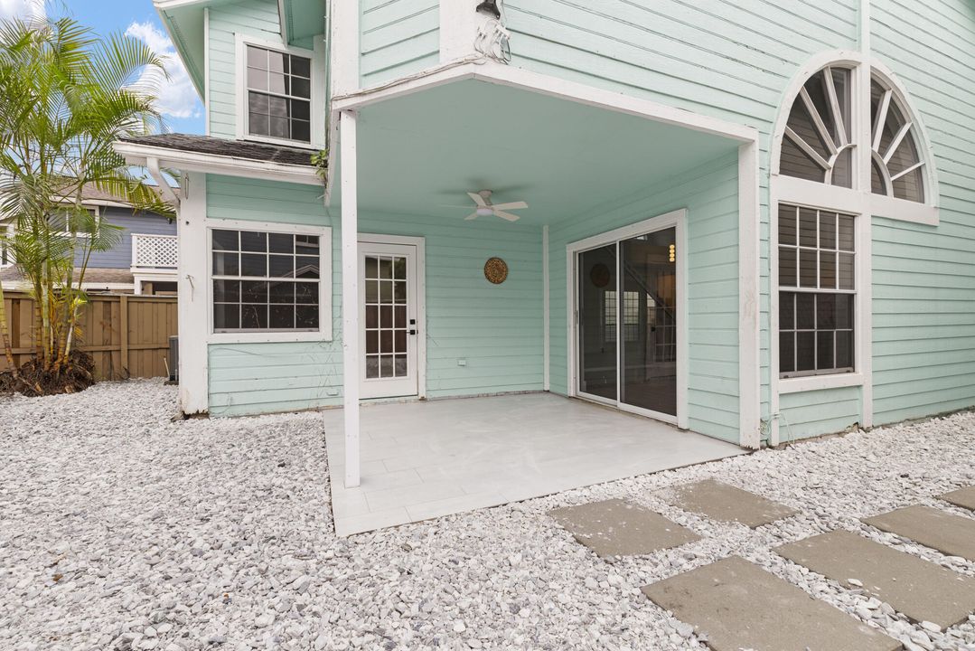 For Sale: $575,000 (3 beds, 2 baths, 1582 Square Feet)