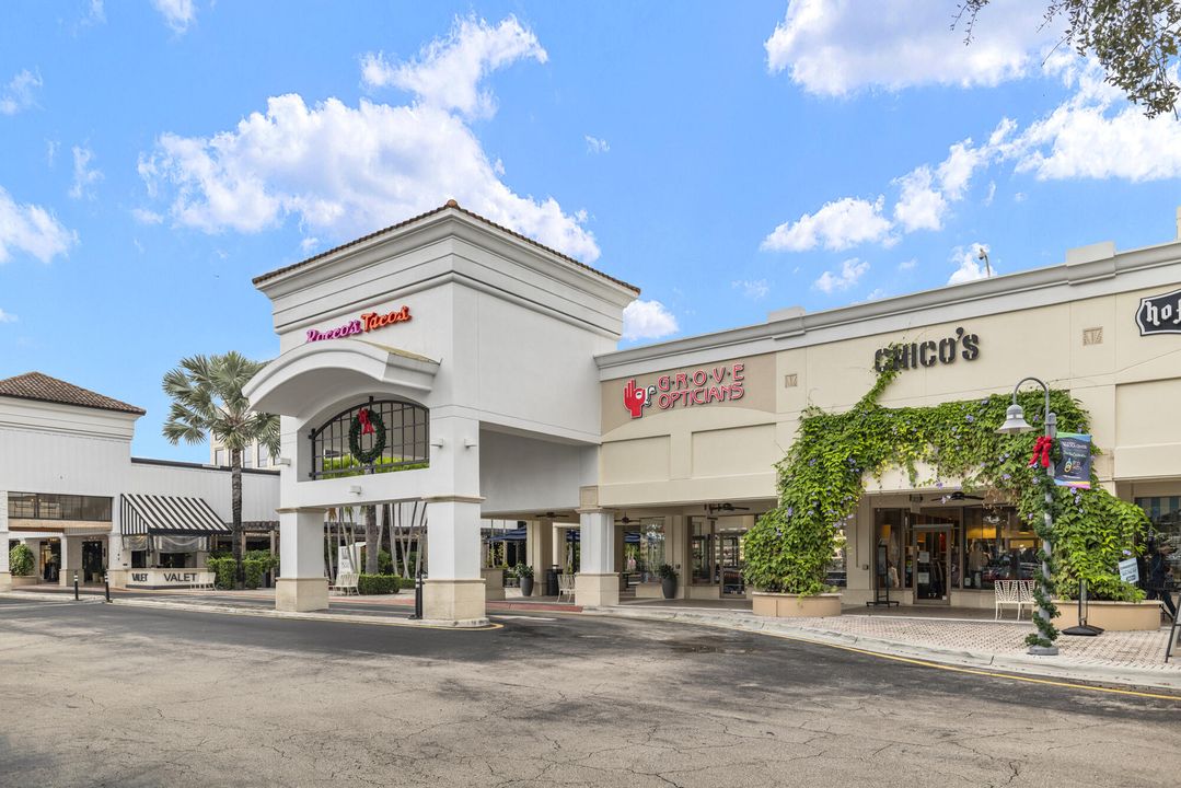 For Sale: $575,000 (3 beds, 2 baths, 1582 Square Feet)